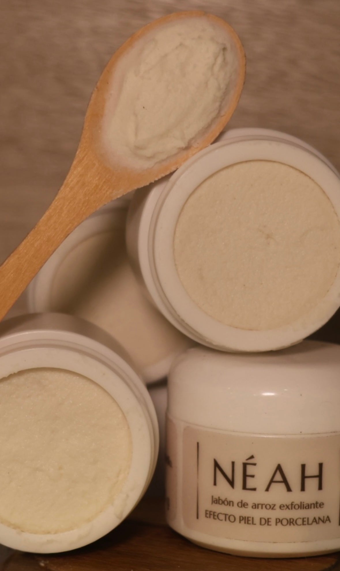 JABÓN EXFOLIANTE DE ARROZ NÉAH ˚ 𝜗𝜚˚