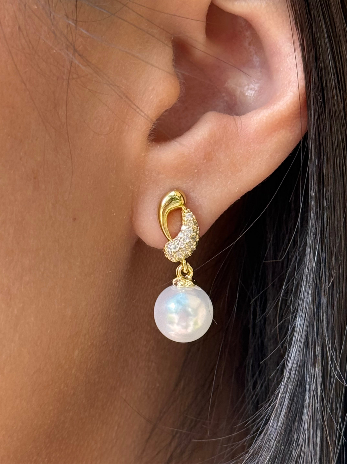ARETES LAVINA